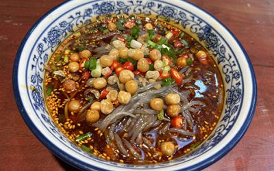 酸辣粉培訓(xùn)學(xué)習(xí)多久？   酸辣粉培訓(xùn)學(xué)習(xí)多久？